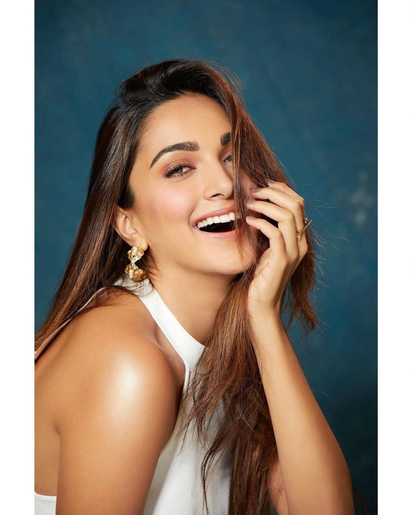 Kiara Advani Best Looks in White Telugu Nestam